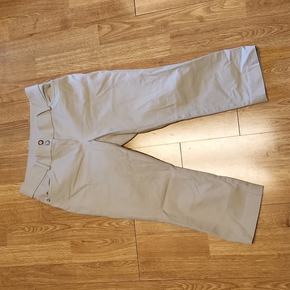 Alfani Pants - Alfani khaki stretch capris 2P